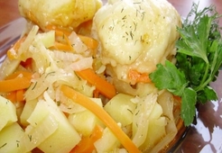 «Штруделя» дрожжевые на овощном рагу