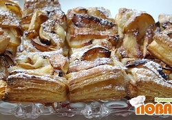 Рецепт: Слоенки с яблоками