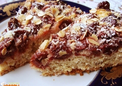 Рецепт: Пирог с вишней и овсяными хлопьями