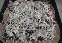 Рецепт: Пицца по-домашнему