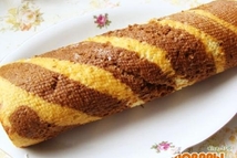 Шаг 4: После выпечки корж вынимаем и …