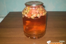 Шаг 5: Компот обязательно нужно поставить в …