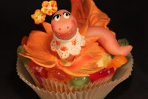 Шаг 1: Мягкое масло взбить с сахаром …