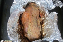 Шаг 7: Когда время пройдет, мясо вынимаем, …