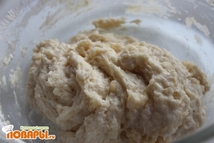 Шаг 2: Замешиваем тесто (мягкое и эластичное). …