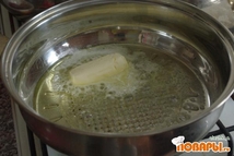 Шаг 3: Добавляем сливочное.