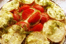 Шаг 3: Брынзу натираем на крупной терке, …