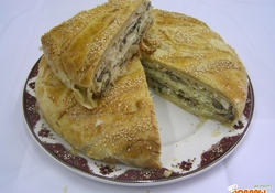 Рецепт: Русский слоеный пирог (КУРНИК)