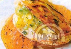 Куриные грудки с ананасами