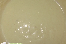 Шаг 1: Готовим три коржа, для каждого …