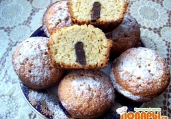 Рецепт: Кексики с шоколадной начинкой