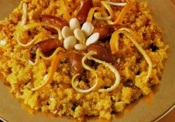 Рецепт: Сладкий кускус с финиками