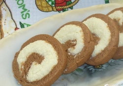 Рецепт: Печенье Спиральки шоко-коко