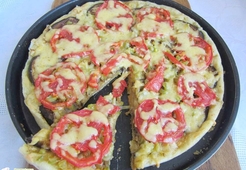 Овощная пицца с баклажаном