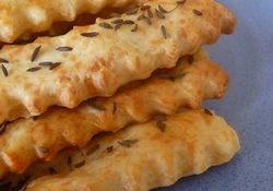 Рецепт: Соленые палочки из картофеля