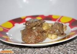 Рецепт: Печень с яблоками