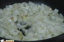 Шаг 1: Первым делом нужно отварить картофель …