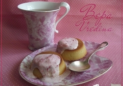 Рецепт: Мини маннички с клубникой