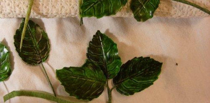 Шаг №8 МК Листья розы на проволоке от Учредительница