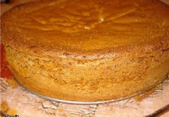 Нежный ореховый высокий бисквит