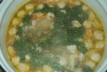 Шаг 10: В конце приготовления добавляем лавровый …