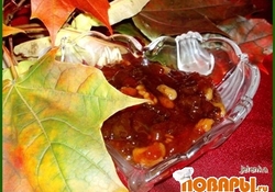 Рецепт: Варенье из сливы с грецкими орехами и бренди