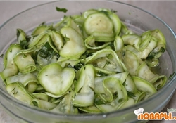 Рецепт: Кабачки маринованные,  мгновенного поедания