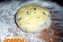 Шаг 2: Из предложенных ингредиентов замесить тесто …