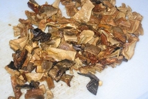 Шаг 18: Лук обжариваем в этом масле …