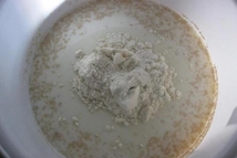 Шаг 1: Из молока, дрожжей, 1 ч.л. …