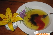 Шаг 2: Молодые кабачки нашинковать тонкими полукольцами, …