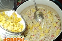 Шаг 4: С кукурузы сливаем сок, охлажденный …