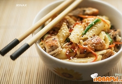 Курица в китайском стиле с макаронами