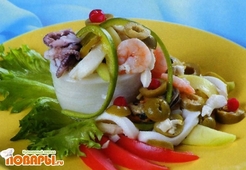 Морской коктейль с оливками и манго по-бразильски  