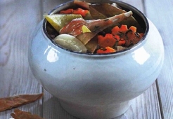 Кролик в горшочке  