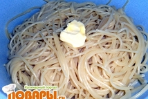 Шаг 1: Отварить макароны, предварительно посолив воду …