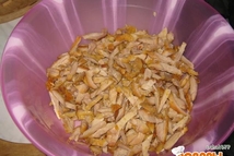 Шаг 2: нарезать соломкой