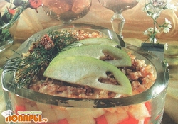 Рецепт: Слоеный салат с яблоками