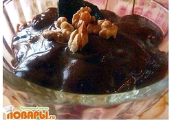 Рецепт: Десерт - чернослив в шоколаде «Черный Принц»