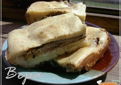 Рецепт: Пирог со шпротами