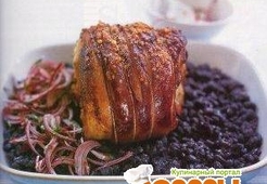 Запеченная свиная нога