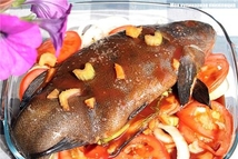 Шаг 2: На дно огнеупорной формы выложить …