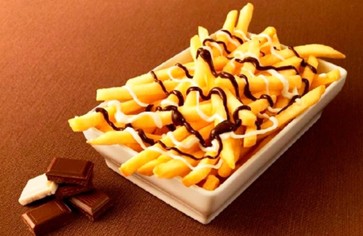 Картофель фри с шоколадным соусом от Макдональдс