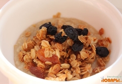 Овсяная каша с миндальными мюслями (без сахара)