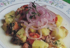 Салат из тунца и картофеля