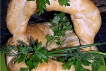 Шаг 5: Готовые грибочки обжарить на сливочном …