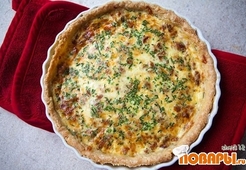 Пирог с беконом