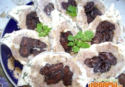 Рецепт: Мясной рулет в майонезе