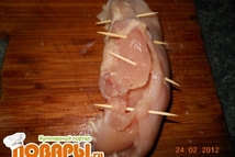 Шаг 5: Филе свернуть рулетом и закрепить …