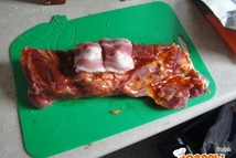 Шаг 1: Берем мясо, моем его, просушиваем …